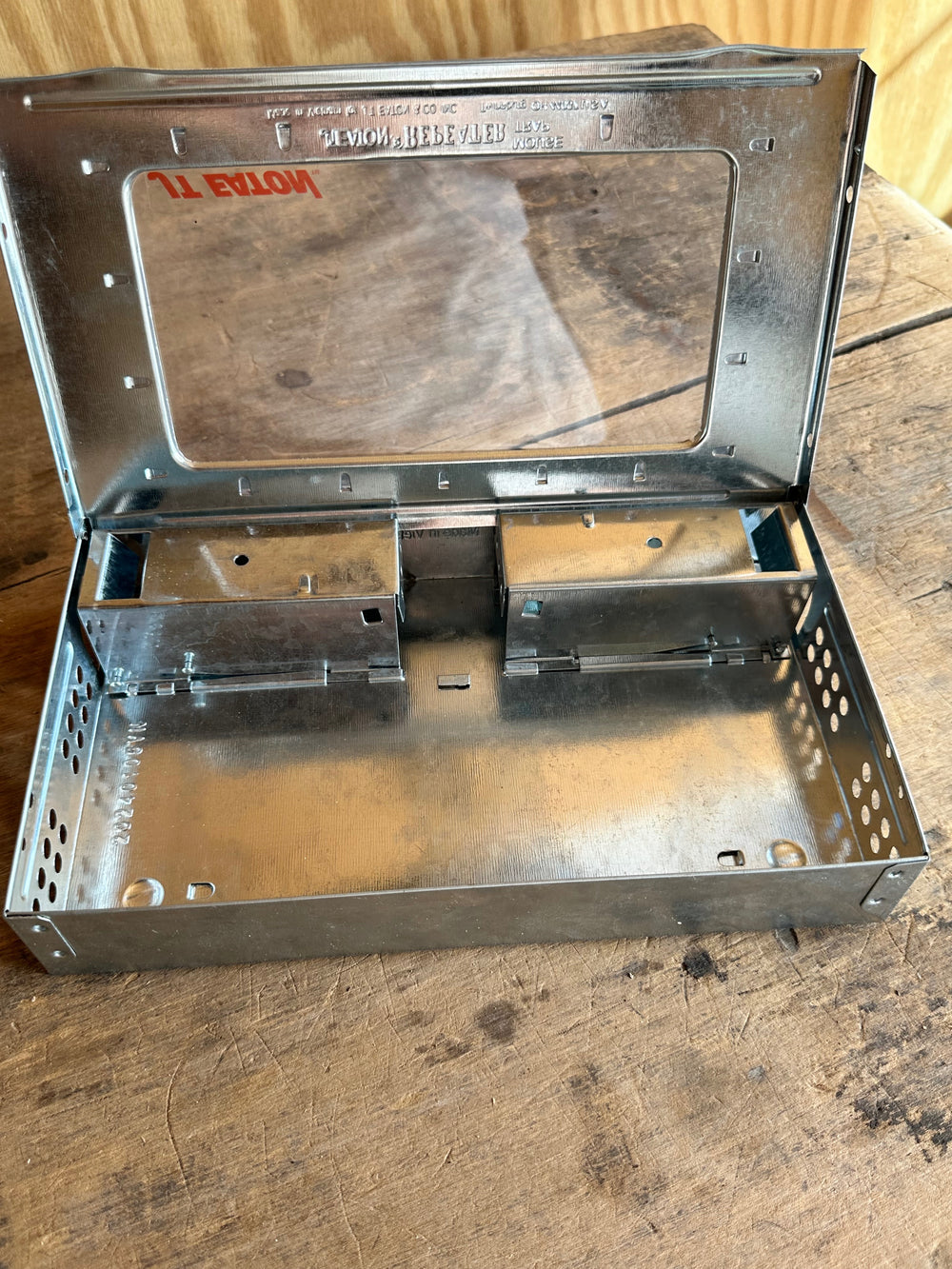 JT EATON Catch and Release Mouse Bait Station